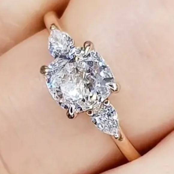 Jewelry - *nwt* Sz 7 Womens Silver Tone COCKTAIL PARTY ZIrcon Engagement Promise Ring